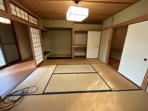 1階洗面所（改装前の状況です。）