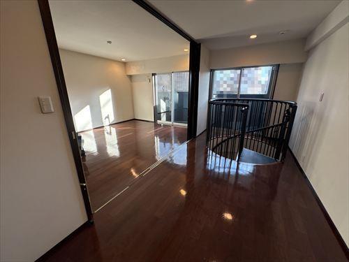 ⑥1階南側洋室(1)