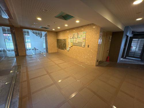 ㉒マンションエントランス