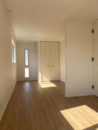 南西側洋室⑥　令和８年3月撮影