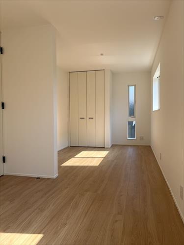 南西側洋室⑦　令和８年3月撮影