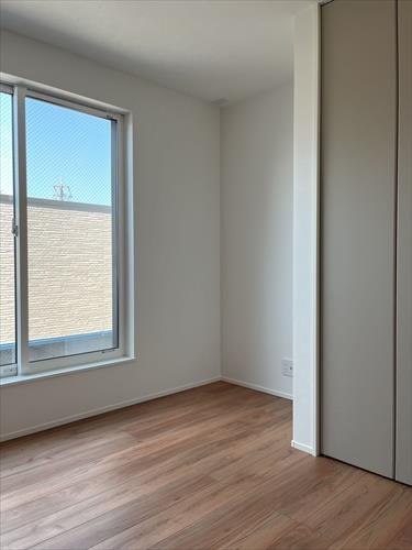 南西側洋室②　令和８年3月撮影