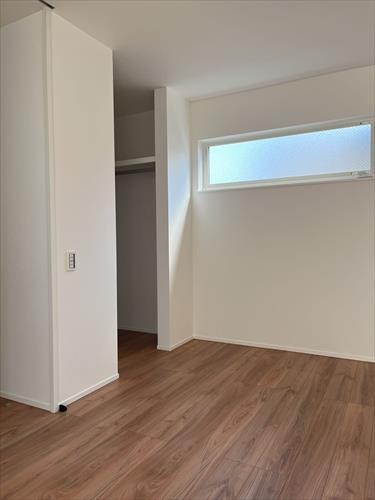 北東側洋室③　令和８年3月撮影