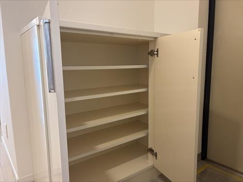 シューズボックス