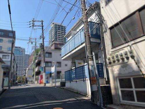 前面道路写真（2026年3月撮影）