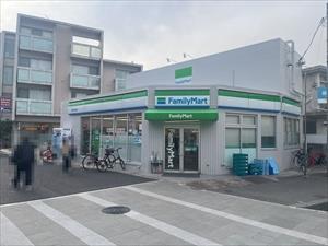 ファミリーマート阪神青木駅前店　530ｍ