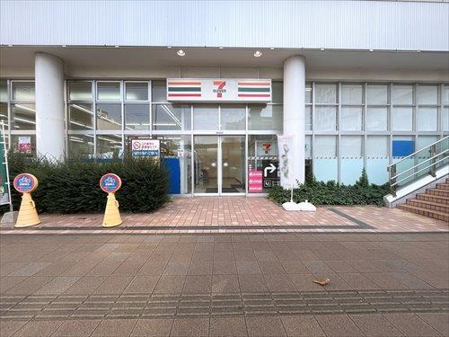 セブンイレブン南柏駅前店 430m