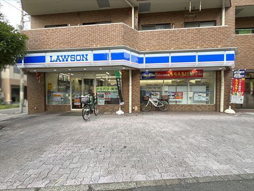 ローソン川口栄町店0m