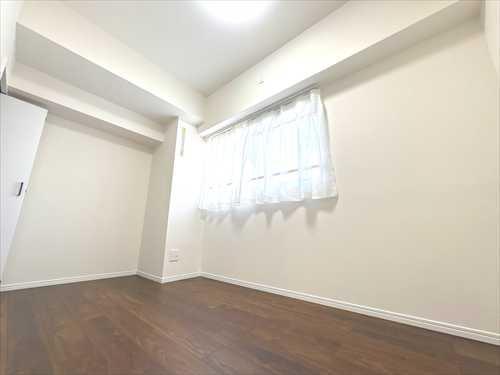 洋室（約6.2帖）