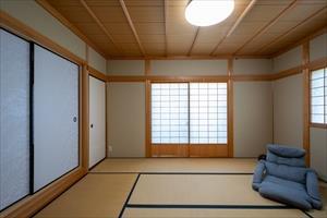 2階東側和室