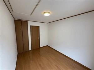 南西側2階洋室６帖