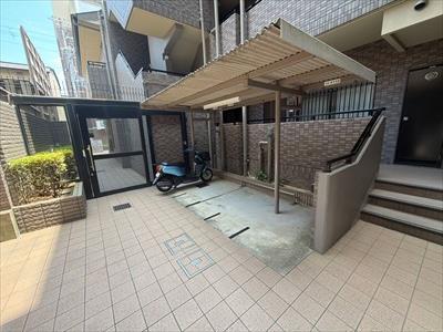 バイク置き場