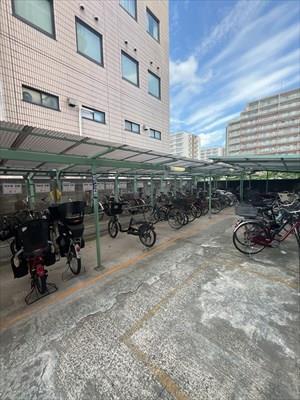 駐輪場（2025年9月撮影）