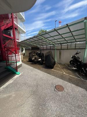 バイク置場（2025年9月撮影）