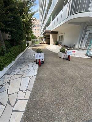 エントランス（2025年9月撮影）