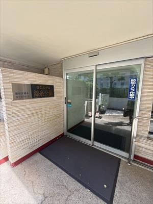 エントランス（2025年9月撮影）