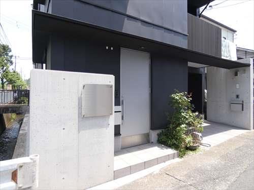 エントランス外観