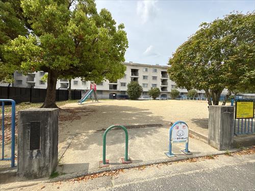 土天井児童公園