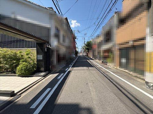 前面道路（北向きに撮影）
