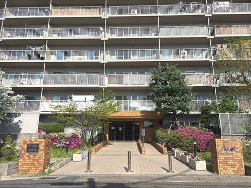 エントランス外観