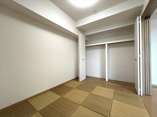 洋室（約5.3帖）