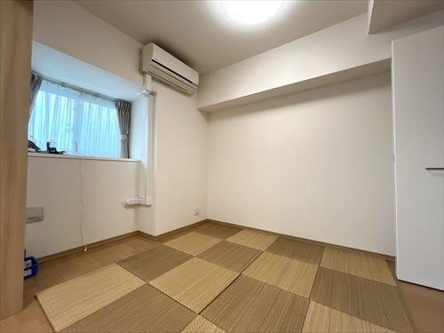 洋室（約5.3帖）