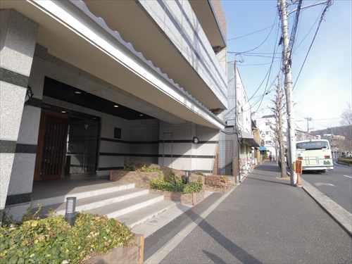 前面道路（今出川通り）