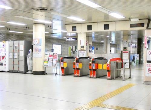 京都市烏丸線　五条駅