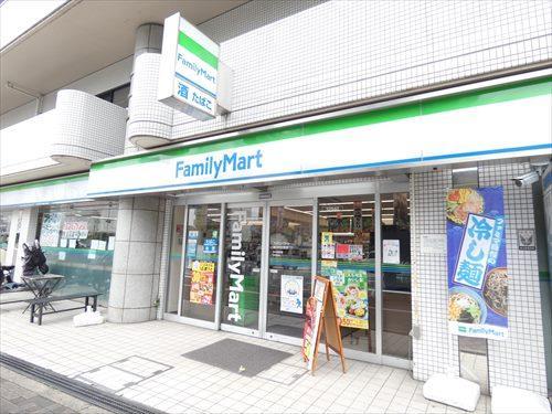 ファミリーマート堀川中立売店まで110ｍ