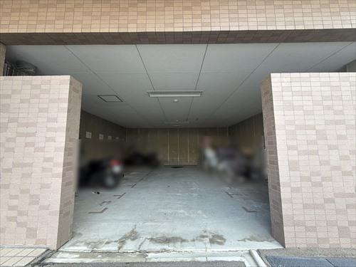バイク置き場