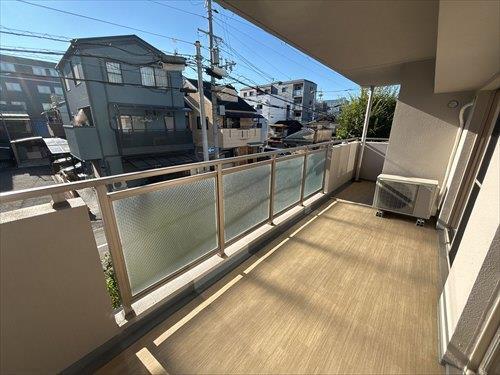 西側バルコニー