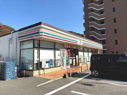セブンイレブン福岡愛宕2丁目店130ｍ
