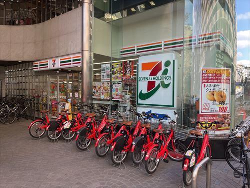 セブンイレブン福岡高宮5丁目店迄350ｍ