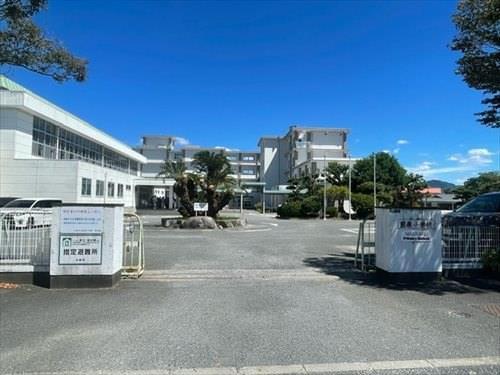 前原小学校990ｍ