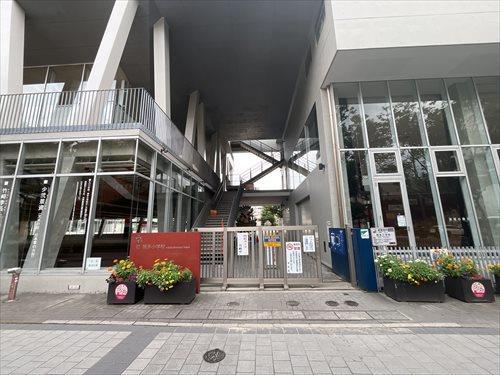 博多小学校（850m）