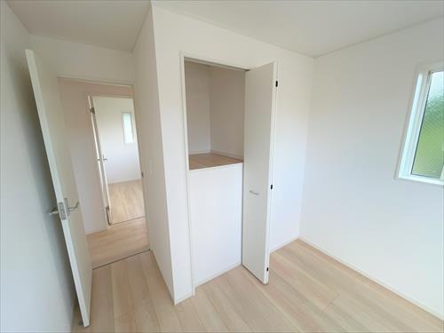 クローゼット（約5帖洋室）