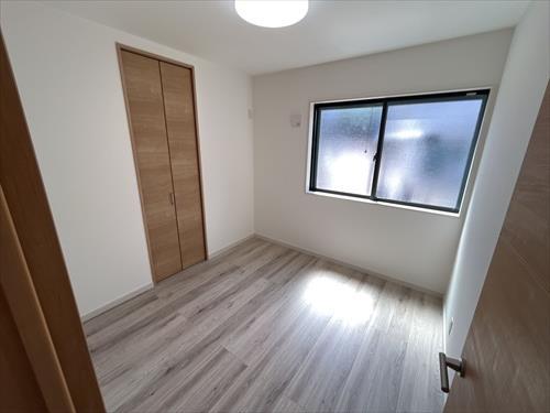 洋室（約4.5帖）