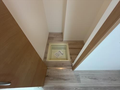 床下収納（約6帖洋室WIC）