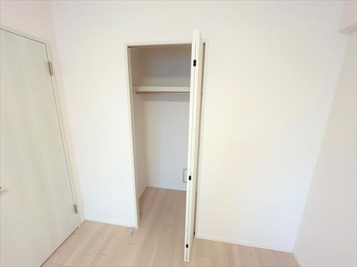 クローゼット（約6.1帖洋室）