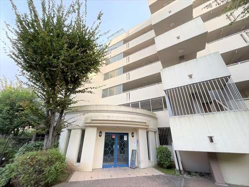 セカンドエントランス側外観