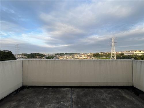 ルーフバルコニー