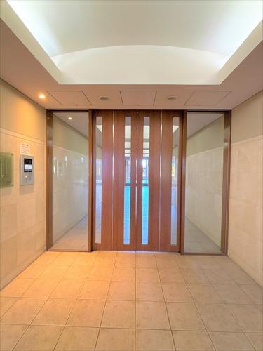 エントランス内