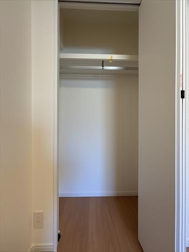 洋室クローゼット（約6.2帖）