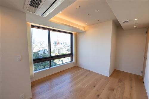 洋室（バルコニー付）2