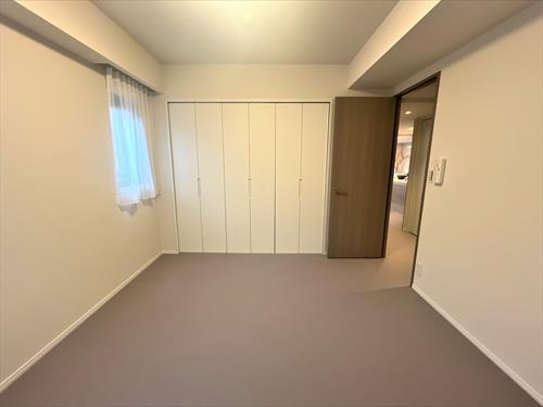 洋室（約6.7帖）