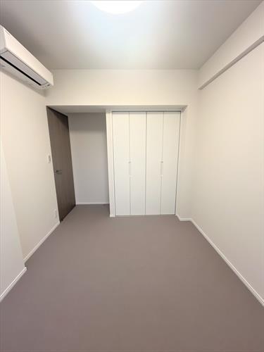 洋室（約5.3帖）