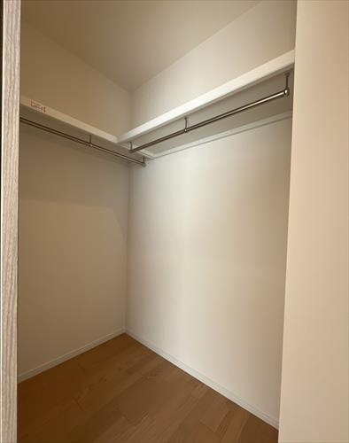 洋室　約6.0帖　WIC