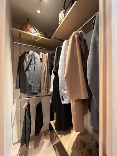 西側　洋室　WIC