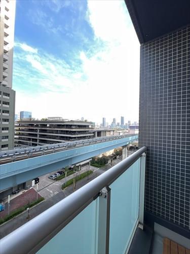 東側洋室　バルコニー