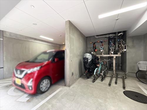 駐車場、駐輪場